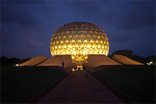 illustration de l'article Auroville : une utopie en marche ?